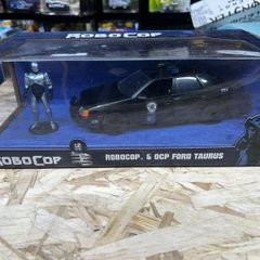 Robocop & Ocp Ford Taurus Jada