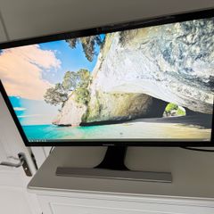Samsung 28" 4K Monitor