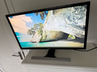 Samsung 28" 4K Monitor