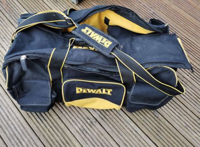 Dewalt wheeled bag
