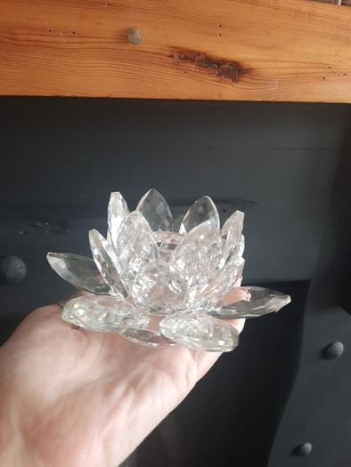 Crystal flower candle holder