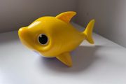 Yellow Baby Shark Sing &amp; Swim Bath Toy Baby