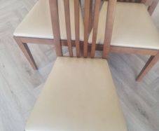 5 kitchen chairs