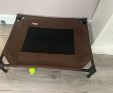 Medium dog bed