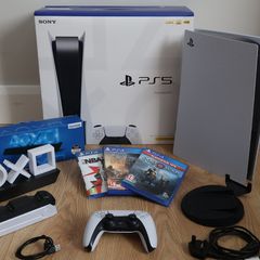 PlayStation 5 (PS5) Disc Edition - Bundle