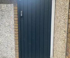 timber side gate