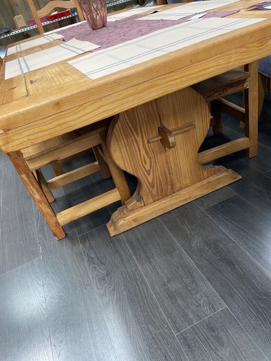 table and 5 chairs