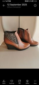 Jose Saenz wedge heel boots