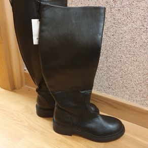 Bershka tall boots uk6