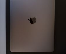 Apple MacBook Air M1 2020 8GB RAM / 256GB SSD [Excellent/Great] Condition