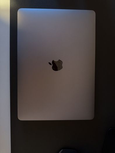 Apple MacBook Air M1 2020 8GB RAM / 256GB SSD [Excellent/Great] Condition