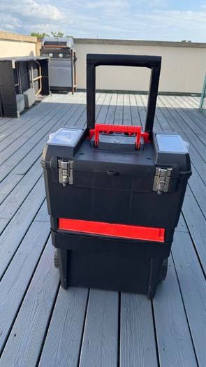 Black and decker tool box on wheels