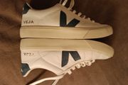 Veja trainers size 6