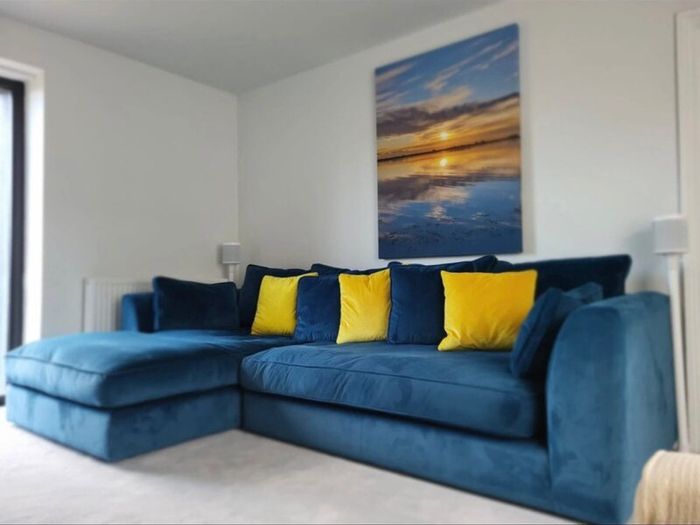 Whitemeadow Deep Teal Velvet Corner Sofa - Excelle