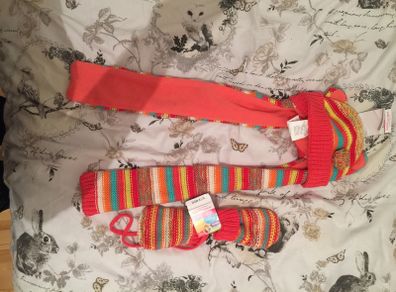 DPAM hat/scarf & mittens BNWT