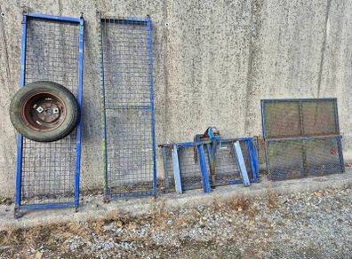 Trailer creels