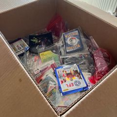 Bulk/Joblot Topps, Panini and Pokemon cards (1000s of cards)