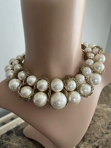pearl necklace