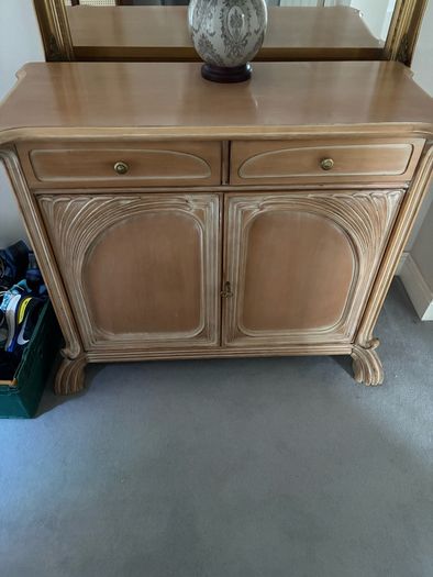 dresser