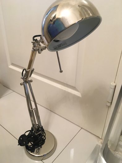 Table lamp