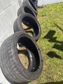 4 Michelin