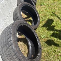 4 Michelin
