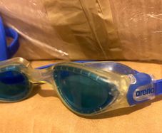 swim goggles arena aquasphere
