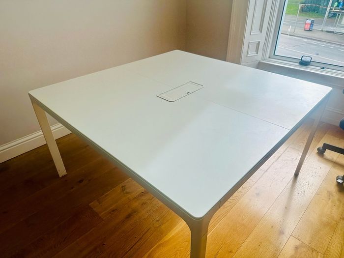 Office Conference / Meeting Room Table