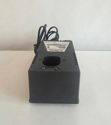 Wickes 15.6V Battery Charger