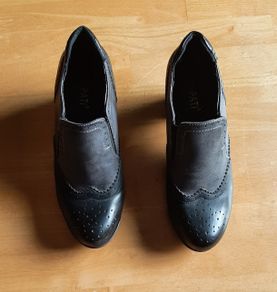 Black women's shoes