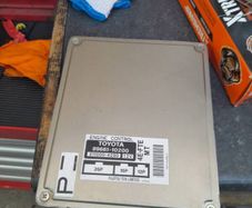 Glanza V 4efte ecu