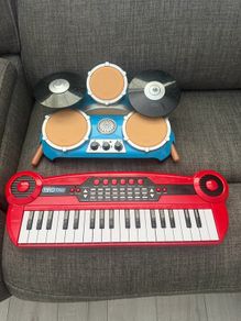 Keyboard & Little Tikes my real Jam Drum Set