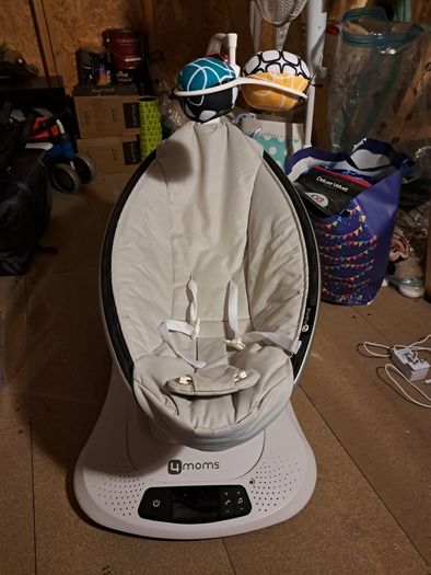 4Moms Mamaroo