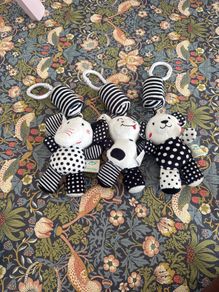 Sensory B&W baby toy
