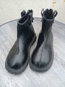Soft Black Ancle Zip Boots
