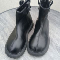 Soft Black Ancle Zip Boots