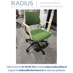 Ollie Office Chair with 5-Spoke Swivel Base and Casters