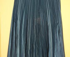 Stunning emerald pleated midi skirt