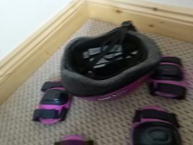 KIDCOOL helmet with arm and knee pads