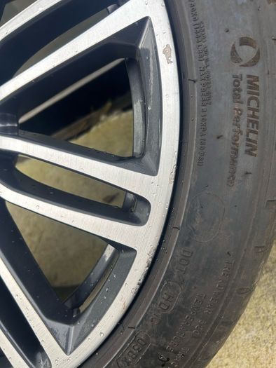 Genuine BMW Style 664M 19" Alloy Wheels.