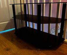 Glass table / tv stand