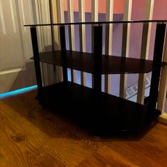Glass table / tv stand