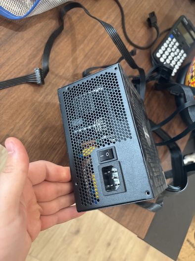 P750 Gigabyte power supply