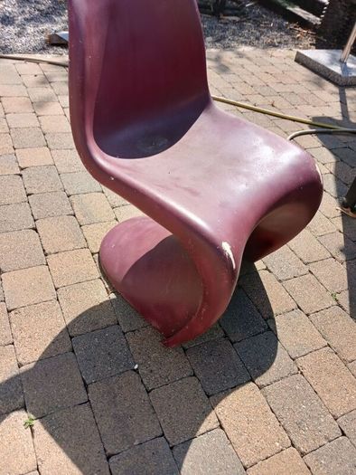 Outdoor table and chairs
