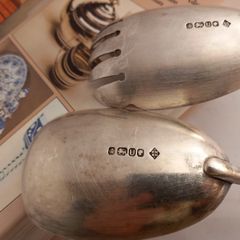 Antique/vintage  Richard Martin &Ebenezer Hall Sheffield  salad servers dated 1887 are very rare items if not unique in pristine condition with ceramic handles will make a great  gift present for the loved ones also a great impression at the dinner ta