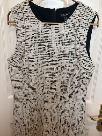Episode Dress Size 16(more Like 14)