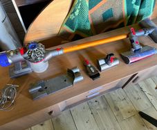 dyson v8 absolute