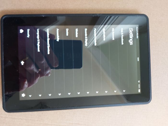 Amazon Kindle, Model D01400, Serial number D026 A0A0 2482 02AQ, in excellent condition