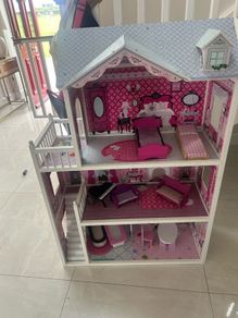 dolls house