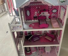 dolls house